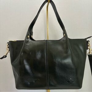 Argenta by Patricia Nash – Classic Tote Satchel in Distressed Dark Green Leather